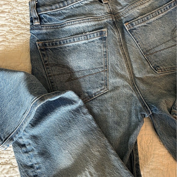 American Eagle women’s super high rise straight ankle jeans - Picture 2 of 4